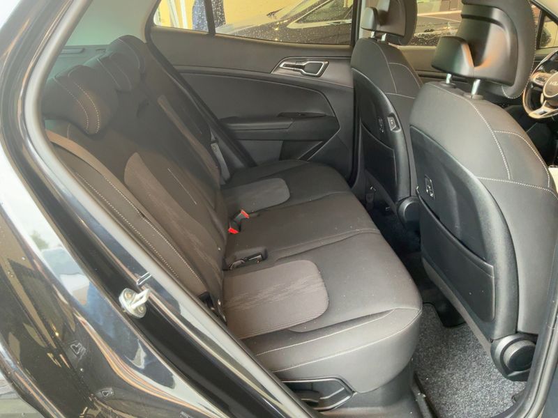 Kia Sportage 1.6 Hybrid Style 2022 – снимка 19