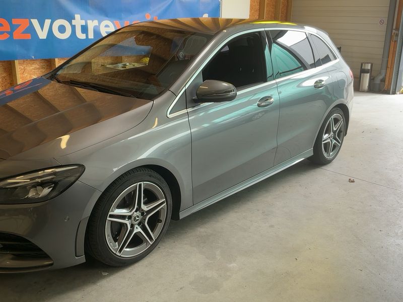Mercedes-Benz B-Klasse B 220 d AMG Line 2019 – снимка 2