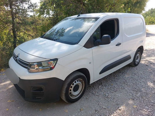 Citroen Berlingo 1.5 Blue-HDi Club M 2020 – снимка 2