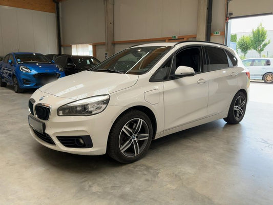 BMW 2er 225xe Active Tourer Sport Line 2017 – снимка 1