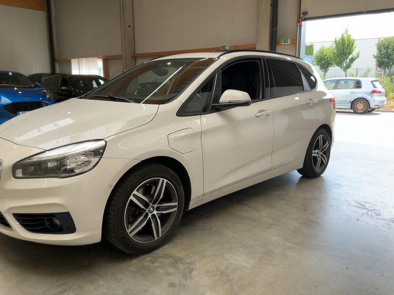 BMW 2er 225xe Active Tourer Sport Line 2017 – снимка 2