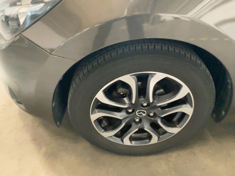 Mazda 2 1.5 Attraction 2017 – снимка 3