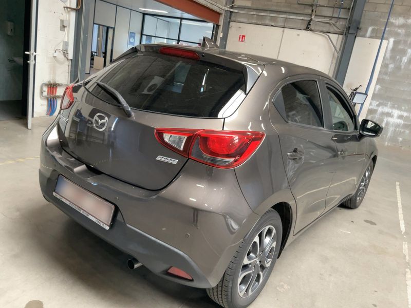 Mazda 2 1.5 Attraction 2017 – снимка 8
