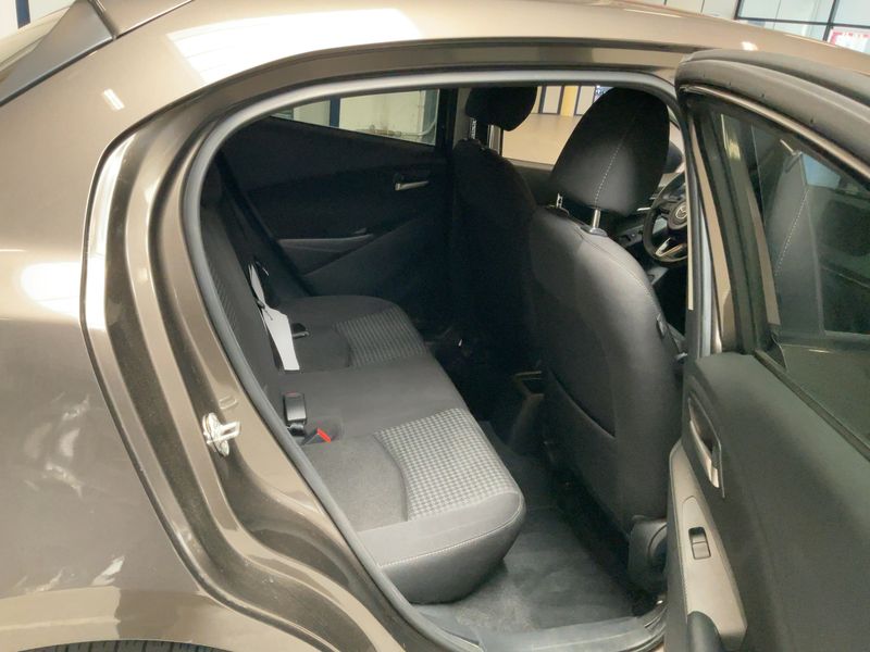 Mazda 2 1.5 Attraction 2017 – снимка 19