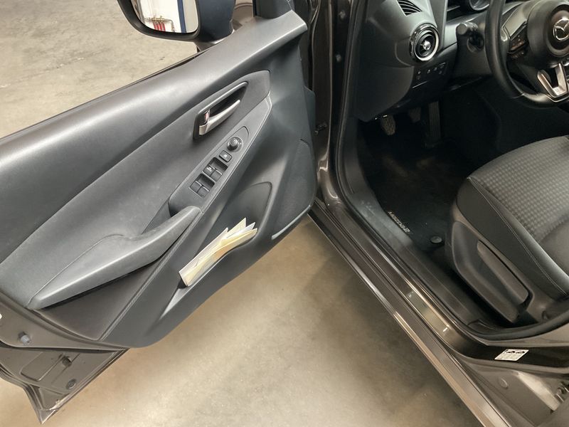 Mazda 2 1.5 Attraction 2017 – снимка 26