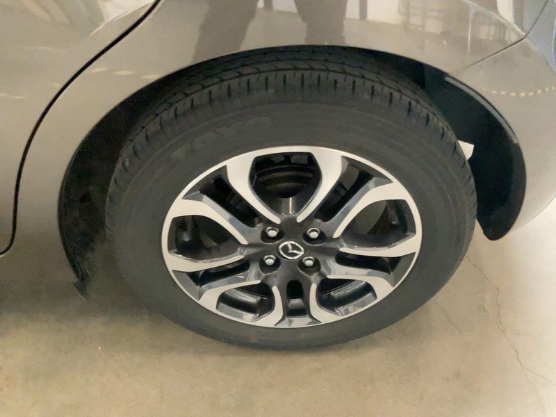 Mazda 2 1.5 Attraction 2017 – снимка 5
