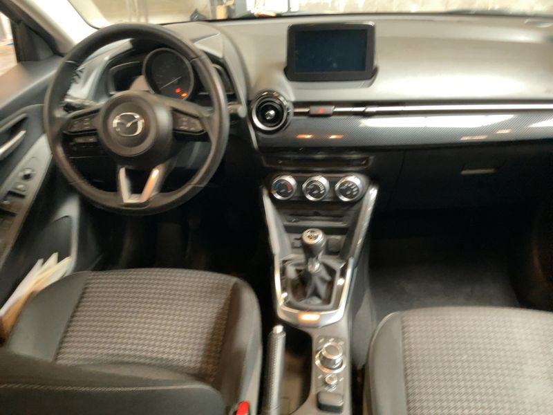 Mazda 2 1.5 Attraction 2017 – снимка 17