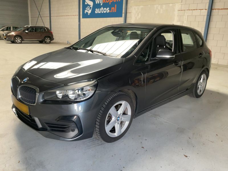 BMW 2er 225xe Active Tourer Advantage 2019 – снимка 1