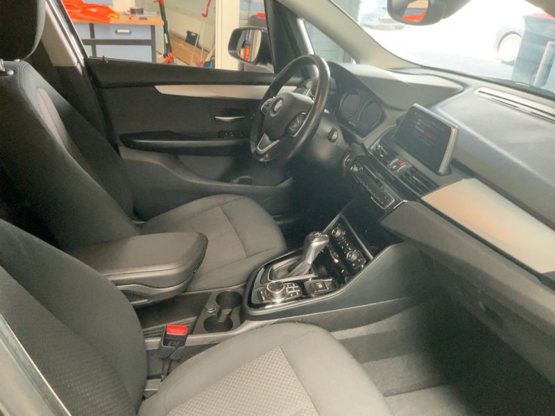 BMW 2er 225xe Active Tourer Advantage 2019 – снимка 17