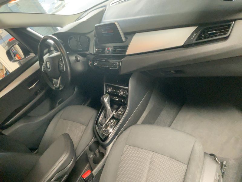 BMW 2er 225xe Active Tourer Advantage 2019 – снимка 18