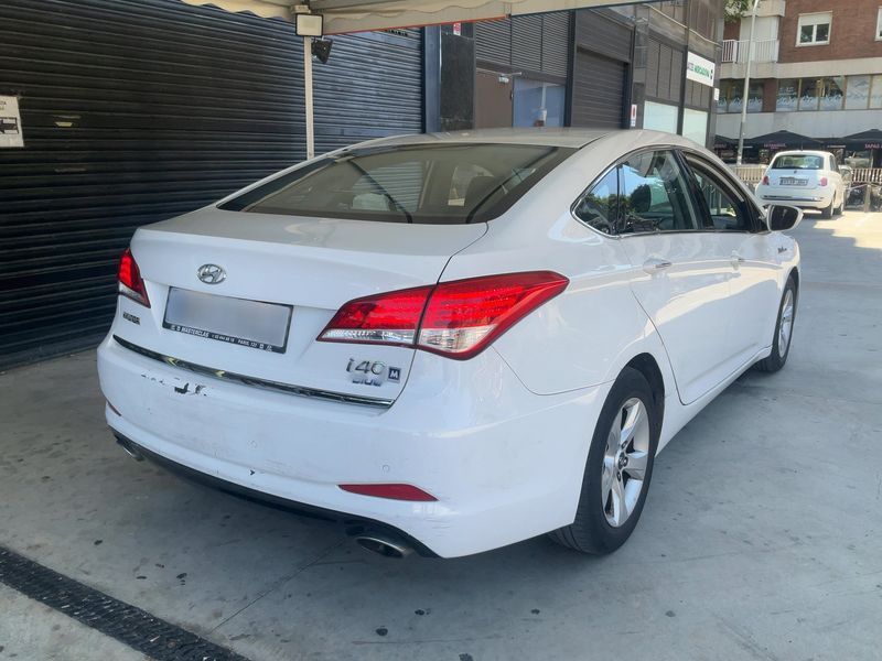 Hyundai i40 1.7 CRDi Style 2012 – снимка 8