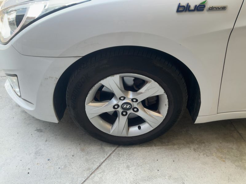Hyundai i40 1.7 CRDi Style 2012 – снимка 3