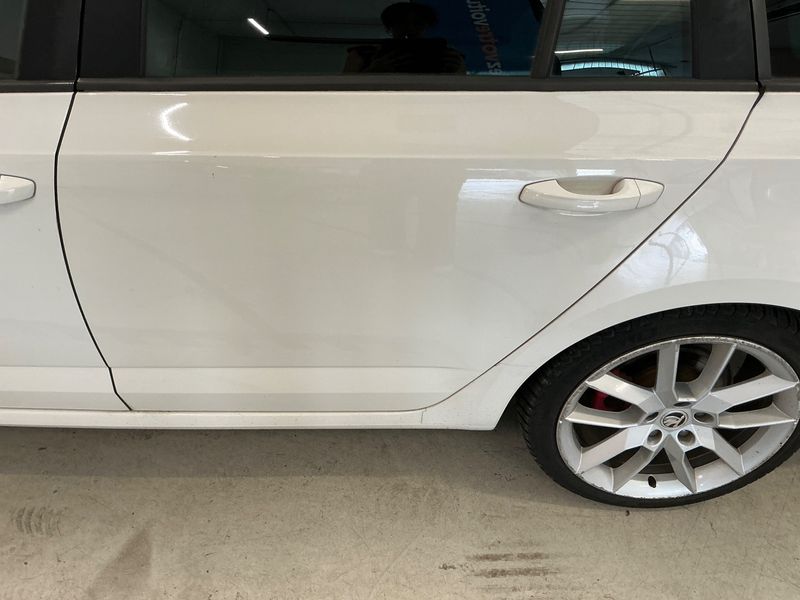 Skoda Octavia 2.0 TDI RS 2014 – снимка 39