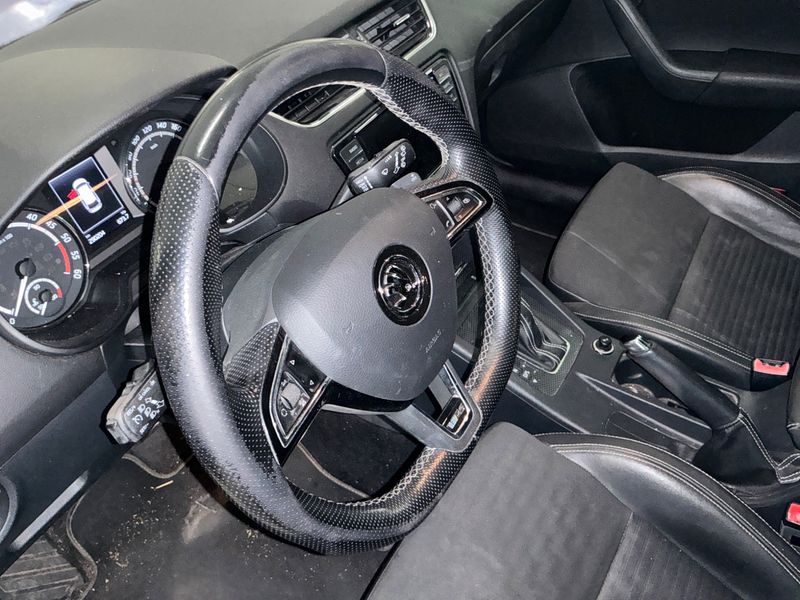 Skoda Octavia 2.0 TDI RS 2014 – снимка 34