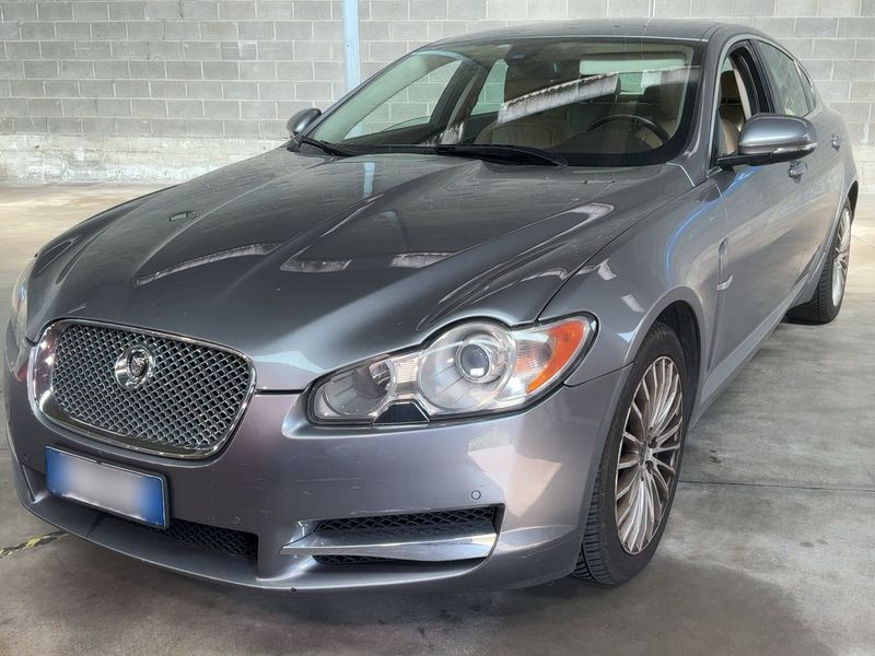 Jaguar XF 3.0 D V6 Luxury 2011 – снимка 1