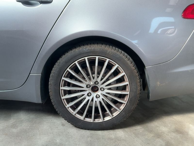 Jaguar XF 3.0 D V6 Luxury 2011 – снимка 5