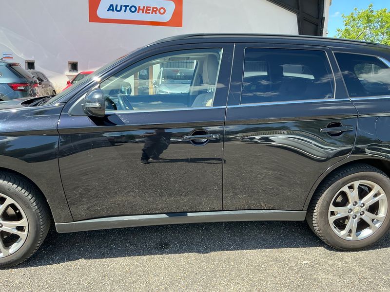 Mitsubishi Outlander 2.2 DI-D Plus 4WD 2014 – снимка 4
