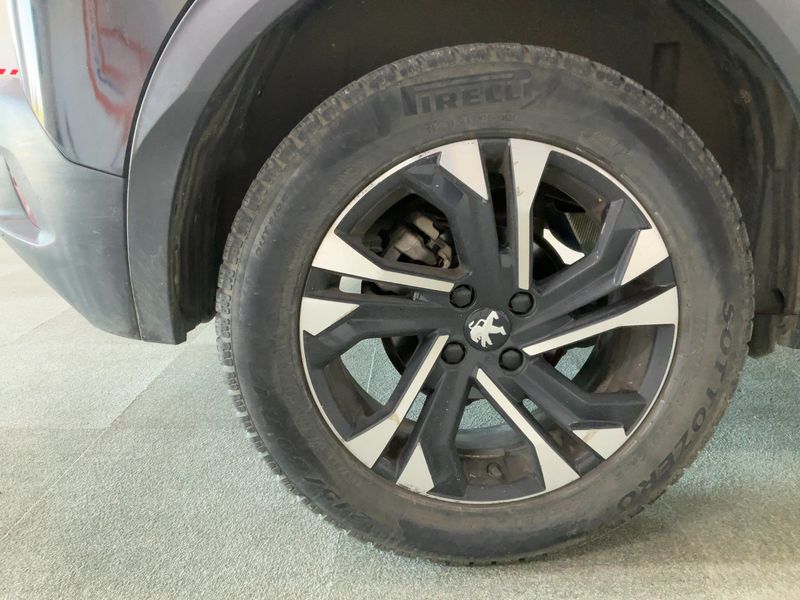 Peugeot 2008 1.5 Blue-HDi Allure Business 2021 – снимка 9