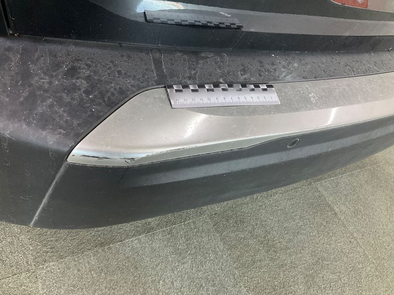 Peugeot 2008 1.5 Blue-HDi Allure Business 2021 – снимка 32