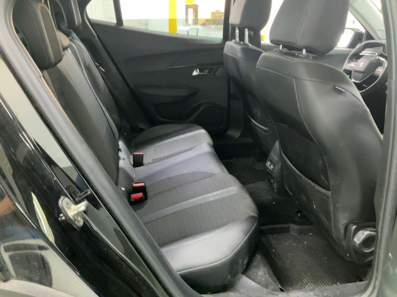 Peugeot 2008 1.5 Blue-HDi Allure Business 2021 – снимка 19