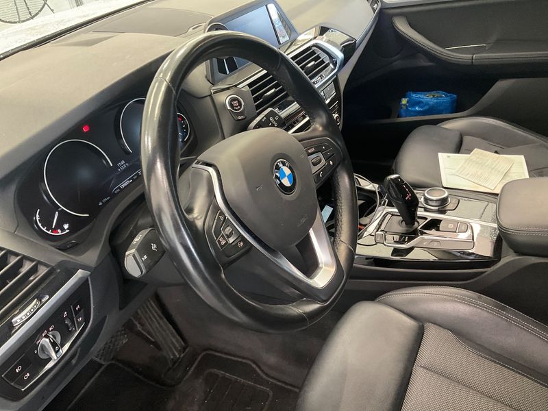 BMW X3 xDrive 20i xLine 2019 – снимка 33