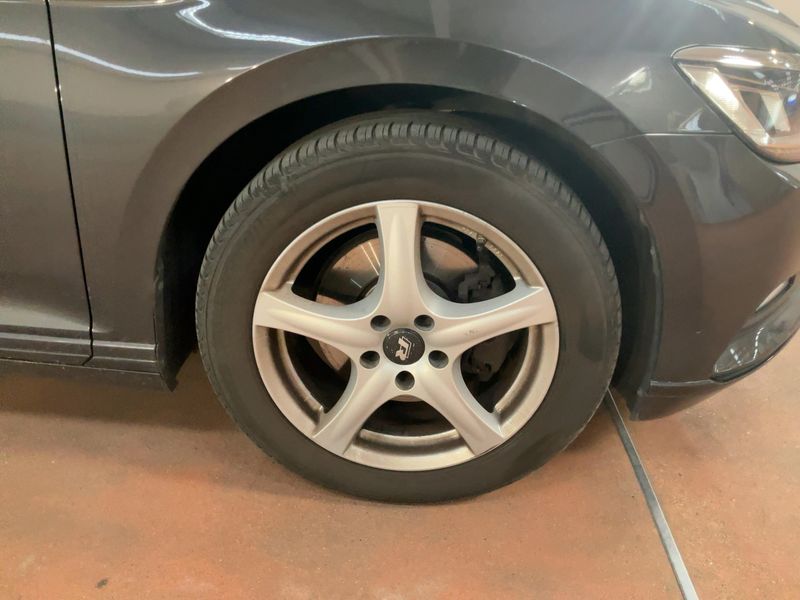 Volkswagen Passat 2.0 TDI Comfortline BlueMotion Tech 2017 – снимка 11