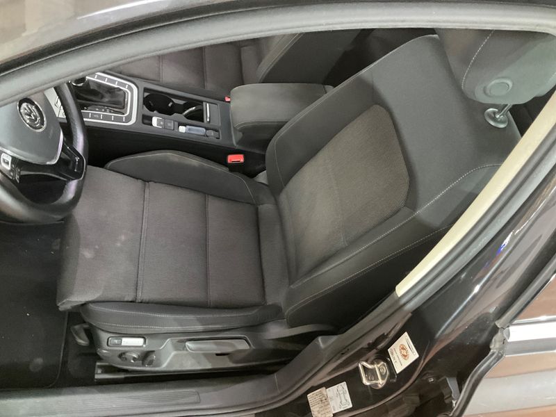 Volkswagen Passat 2.0 TDI Comfortline BlueMotion Tech 2017 – снимка 26