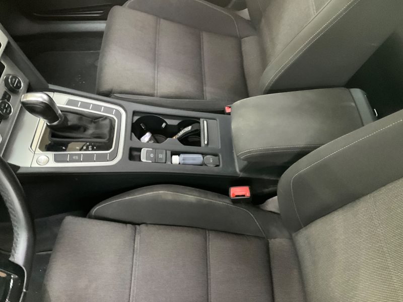 Volkswagen Passat 2.0 TDI Comfortline BlueMotion Tech 2017 – снимка 25