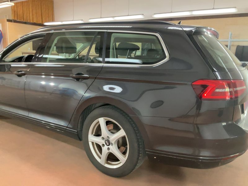 Volkswagen Passat 2.0 TDI Comfortline BlueMotion Tech 2017 – снимка 6