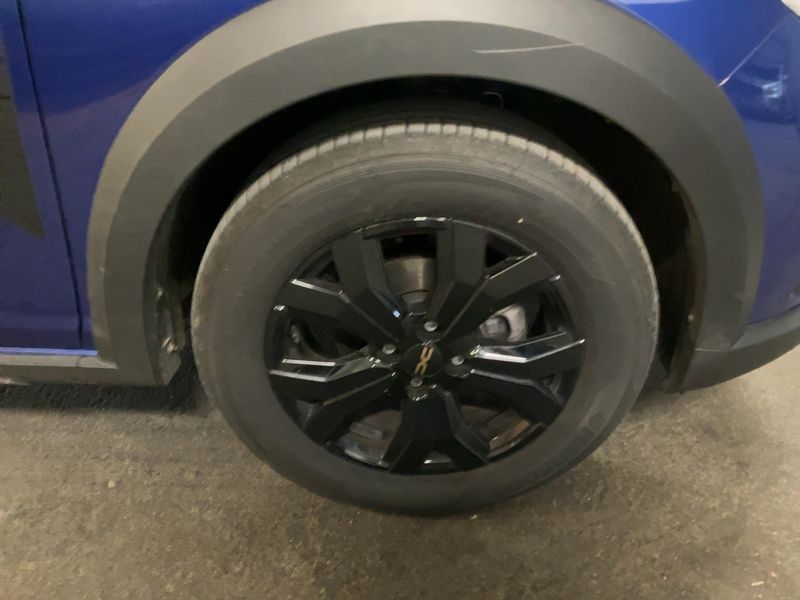 Dacia Sandero 1.0 TCe LPG Stepway Extreme 2025 – снимка 11