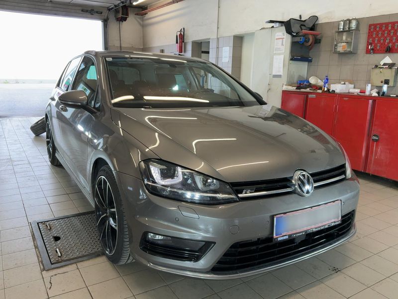 Volkswagen Golf VII 2.0 TDI Sport Austria 4Motion BlueMotion Tech 2016 – снимка 12