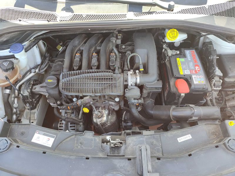 Citroen C3 1.2 PureTech Feel 2017 – снимка 8