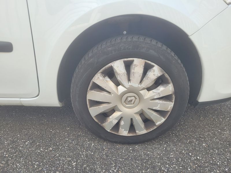 Renault Clio 1.5 dCi Expression Clim 2011 – снимка 11
