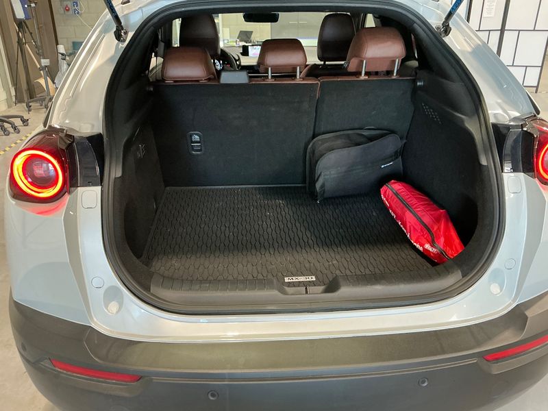 Mazda MX-30 electric drive 125 kW Makoto R-EV 2024 – снимка 15