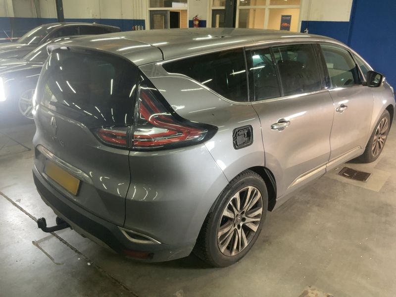 Renault Espace 1.6 dCi Energy Initiale Paris 2015 – снимка 8