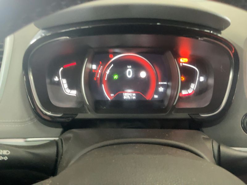 Renault Espace 1.6 dCi Energy Initiale Paris 2015 – снимка 18