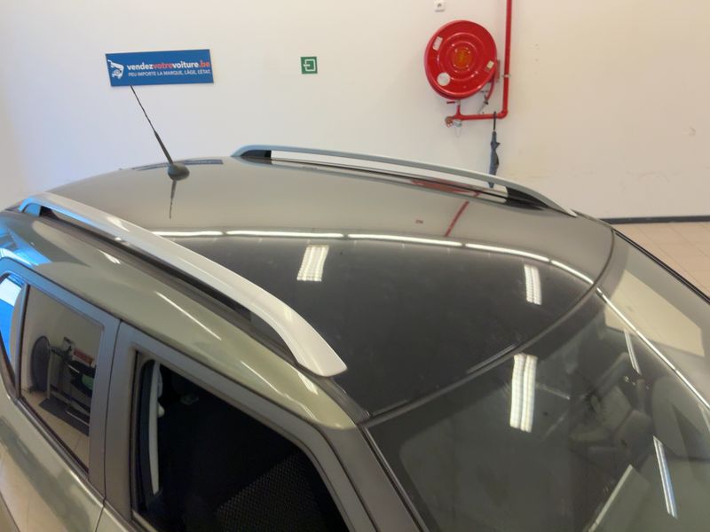Suzuki Ignis 1.2 DualJet Mild-Hybrid Comfort 2022 – снимка 13