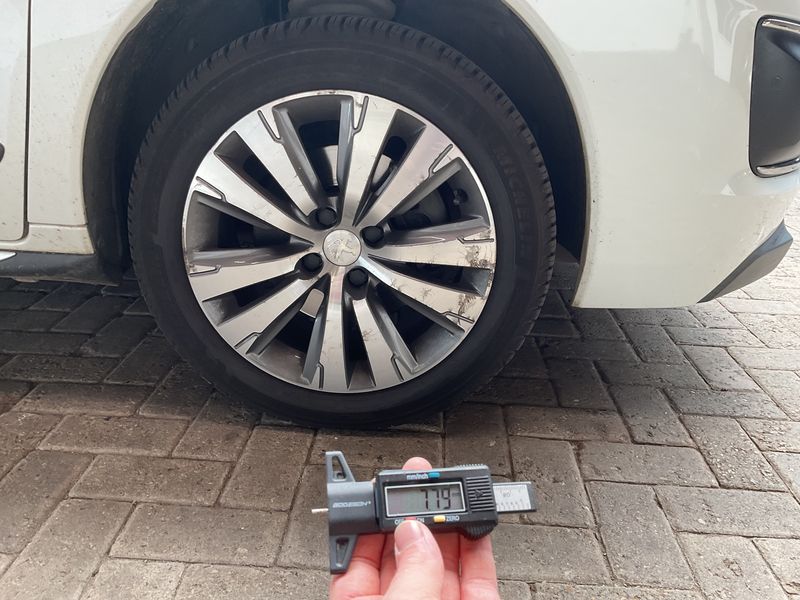 Peugeot 3008 1.6 THP Allure 2014 – снимка 11