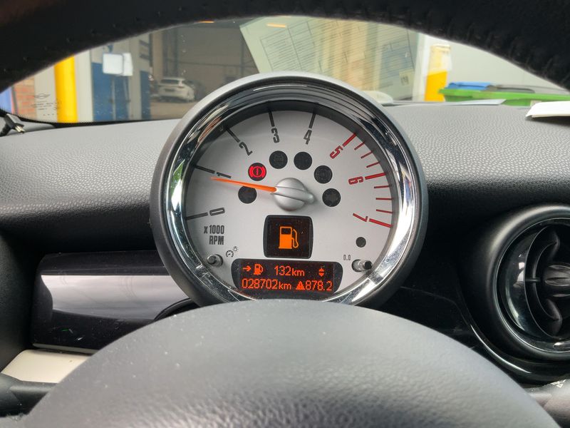MINI Cabrio Cooper D 2011 – снимка 18