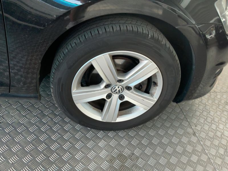 Volkswagen Golf VII 1.6 TDI Rabbit BlueMotion Tech 2015 – снимка 11