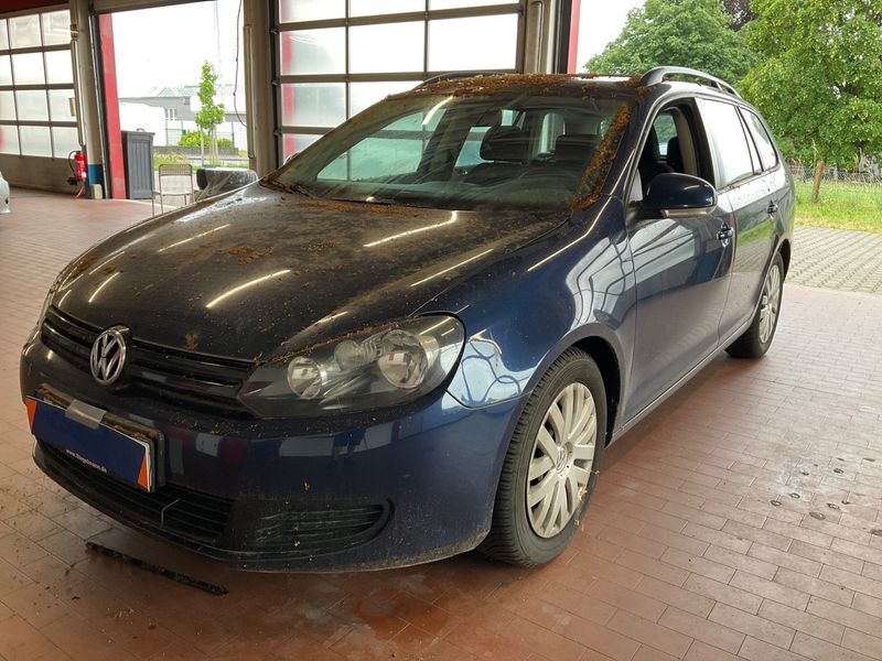 Volkswagen Golf VI 1.6 TDI Trendline BlueMotion Tech 2011