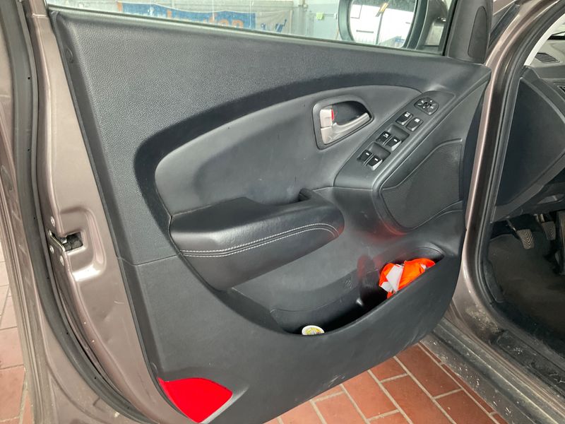 Hyundai ix35 2.0 CRDi 5 Star Edition AWD 2013 – снимка 41