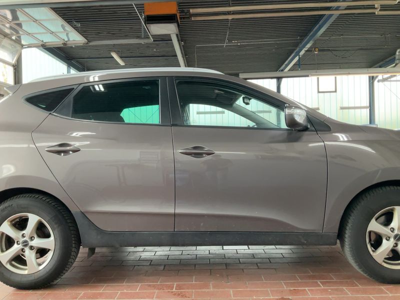 Hyundai ix35 2.0 CRDi 5 Star Edition AWD 2013 – снимка 10