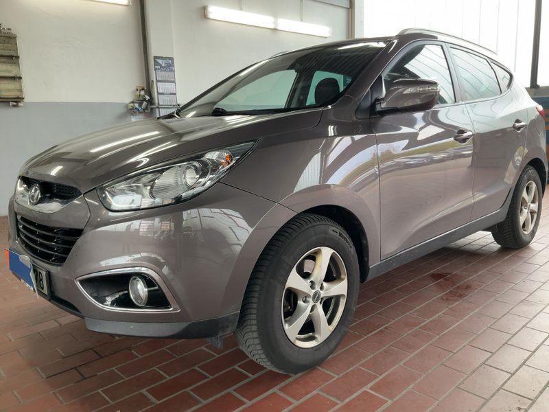 Hyundai ix35 2.0 CRDi 5 Star Edition AWD 2013 – снимка 2