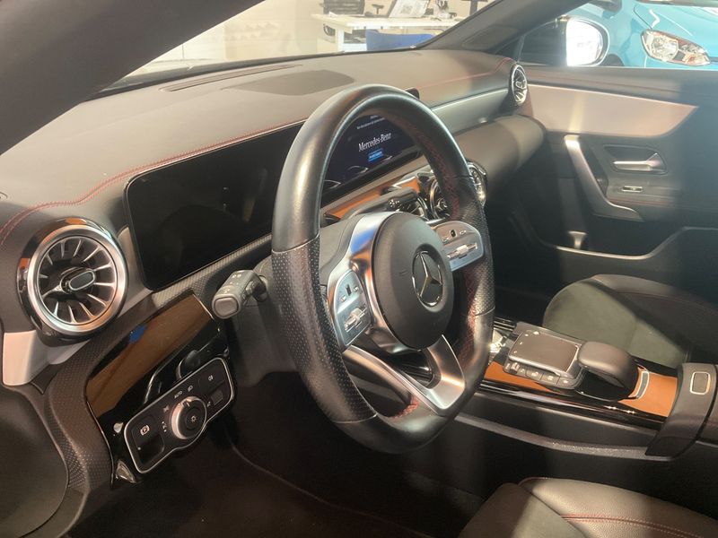 Mercedes-Benz CLA-Klasse CLA 200 d Shooting Brake AMG Line 2023 – снимка 24