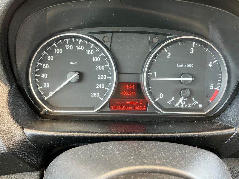 BMW 1er 123d 2008 – снимка 18
