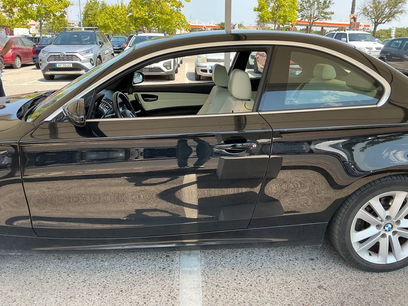 BMW 1er 123d 2008 – снимка 4