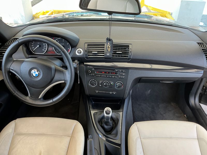 BMW 1er 123d 2008 – снимка 17