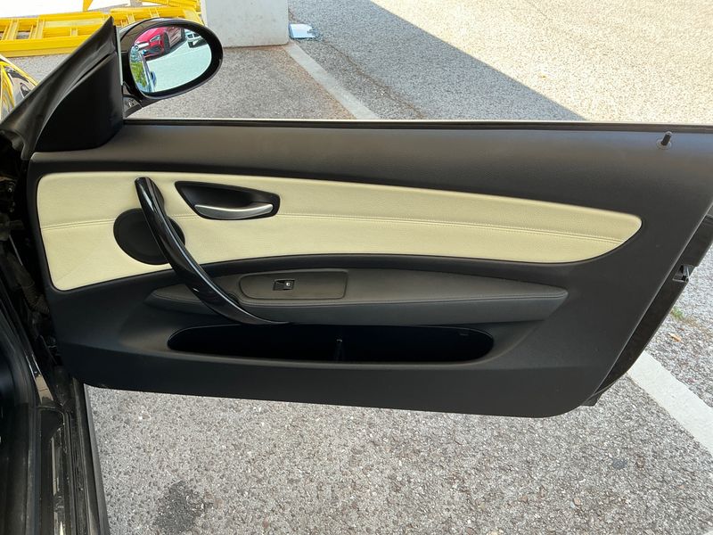 BMW 1er 123d 2008 – снимка 23