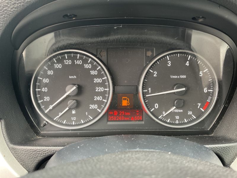 BMW 3er 318i 2009 – снимка 4